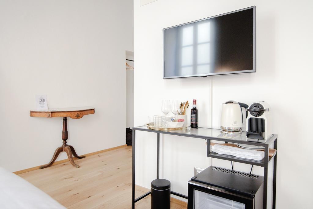 Guesthouse Volta 38 Комо Екстер'єр фото
